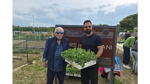 Orti degli Anziani, Promarche dona duecento piantine 