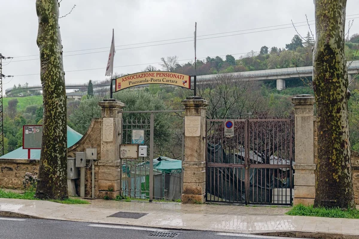 Ascoli Piceno - Circolo anziani della Piazzarola, progetto del Comune per riqualificarlo