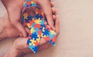 Giornata mondiale della consapevolezza sull'autismo, il Presidente e l’assessore alla Sanità: “Impegno a favore delle persone con disturbi dello spettro autistico”
