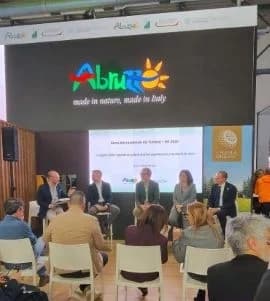 LE GROTTE DI STIFFE ALLA BIT DI MILANO: CASULLI, "VOLANO DI SVILUPPO PER AREE INTERNE DEL PAESE, SETTORE CON INDOTTO DA 46 MILIONI"