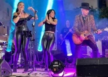 Weekend esplosivo per i DISTRETTO 13 con due super concerti a Camerano e Grottammare.