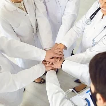 SANITÀ, DUE PROFESSIONISTI MARCHIGIANI NEGLI ORGANISMI NAZIONALI DI ONCOLOGIA DI PRECISIONE E SALUTE MENTALE