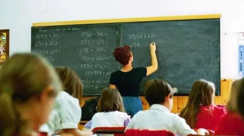 LA GIUNTA HA APPROVATO IL CALENDARIO SCOLASTICO REGIONALE 2025/2026