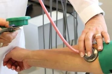 ASSUNZIONI IN SANITÀ, L’ASSESSORE CALCINARO RISPONDE AL CONSIGLIERE CESETTI: “SUO CHIARO ERRORE DI VALUTAZIONE”