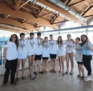 Ottimi risultati per il Primo Levi ai Giochi della Gioventù regionali di nuoto: qualificazioni per Roma
