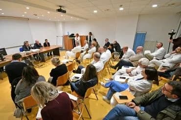 VISITA DEGLI ASSESSORI CALCINARO E CONSOLI ALL’OSPEDALE DI JESI: FOCUS SU PERSONALE, INVESTIMENTI E CANTIERI IN CORSO