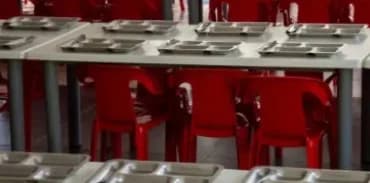 Si fa domanda per l’esenzione o la riduzione del pagamento della mensa scolastica
